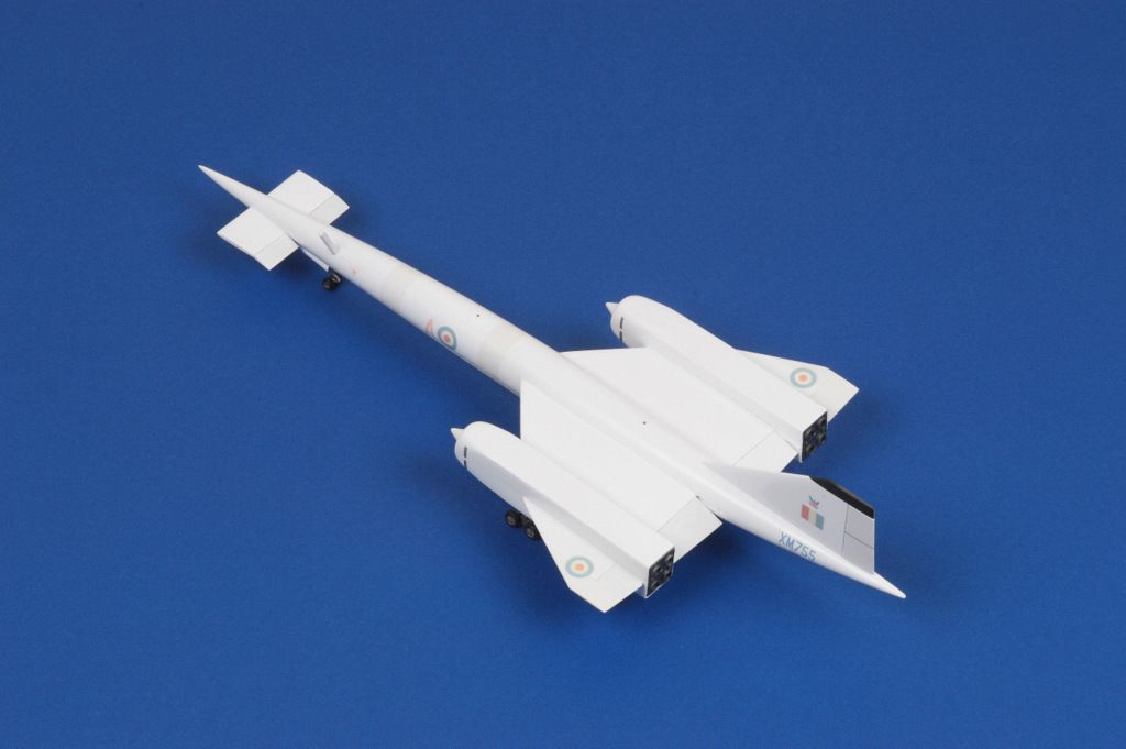 Avro 730 kits in 1/144 Aircraft Cold War